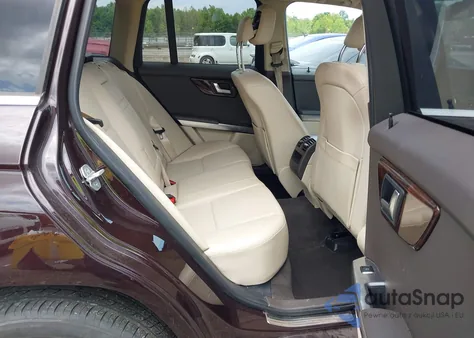 2013 Mercedes-Benz Glk 350 z USA, uszkodzony, nr VIN WDCGG5HB8DG016418